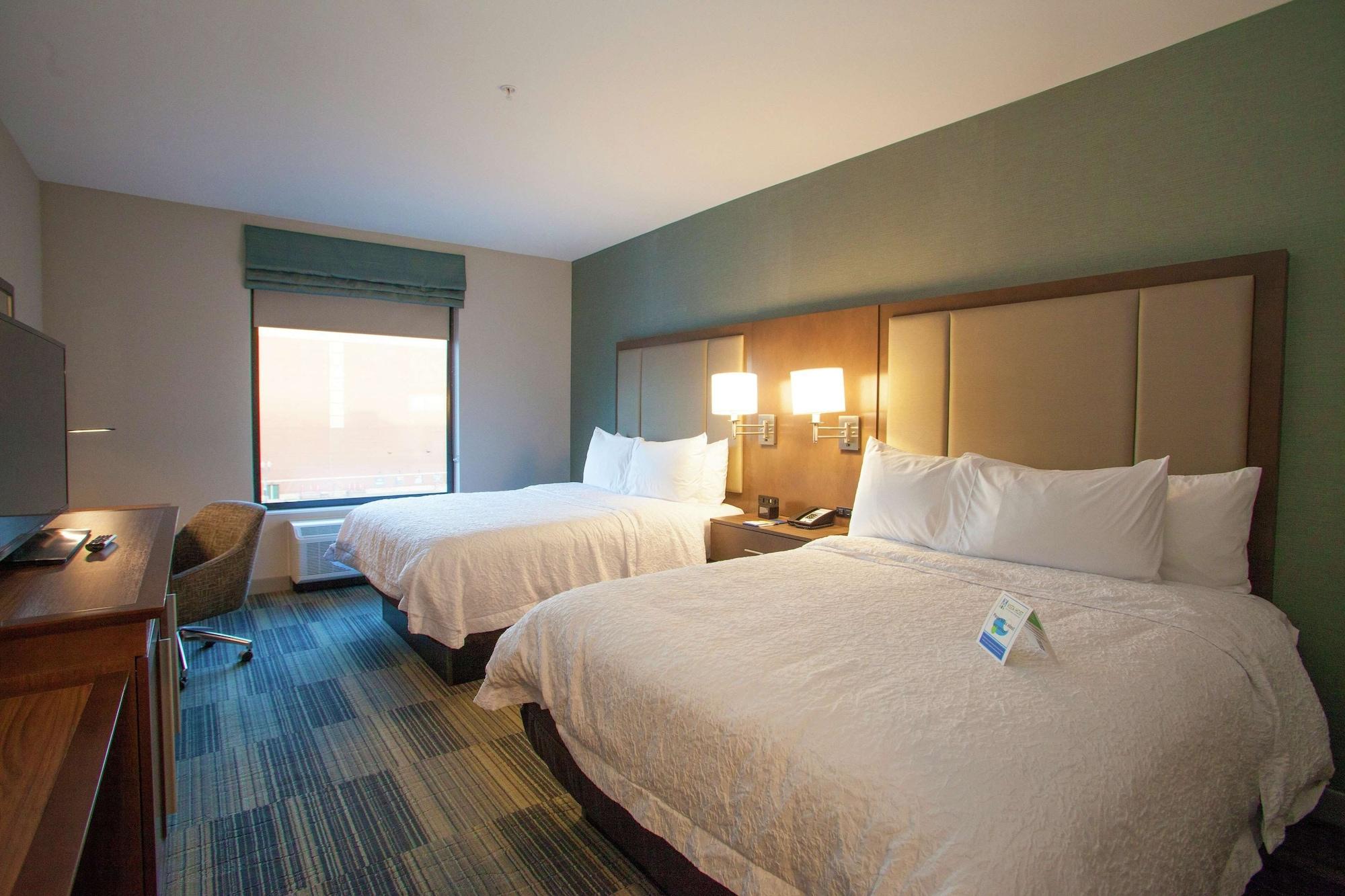 Homewood Suites By Hilton Woodbridge Exterior foto